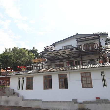 Two Dots On Line Homestay Hualien Exterior foto